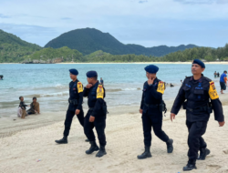 Polisi Hadir Amankan Tempat Wisata Jelang Tahun Baru