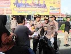 Polres Aceh Barat Bagikan 500 Paket Takjil di Bulan Suci Ramadhan