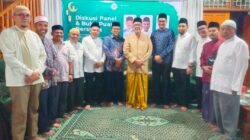 Kakanwil Kemenag Aceh Hadiri Diskusi dan Bukber LEPADSI; Perlu Kekuatan Baru Menggerakkan Syariat Islam