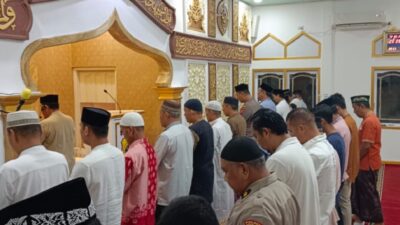 Polres Aceh Selatan Gelar Shalat Isya, Tarawih, dan Tadarus Bersama di Bulan Suci Ramadhan